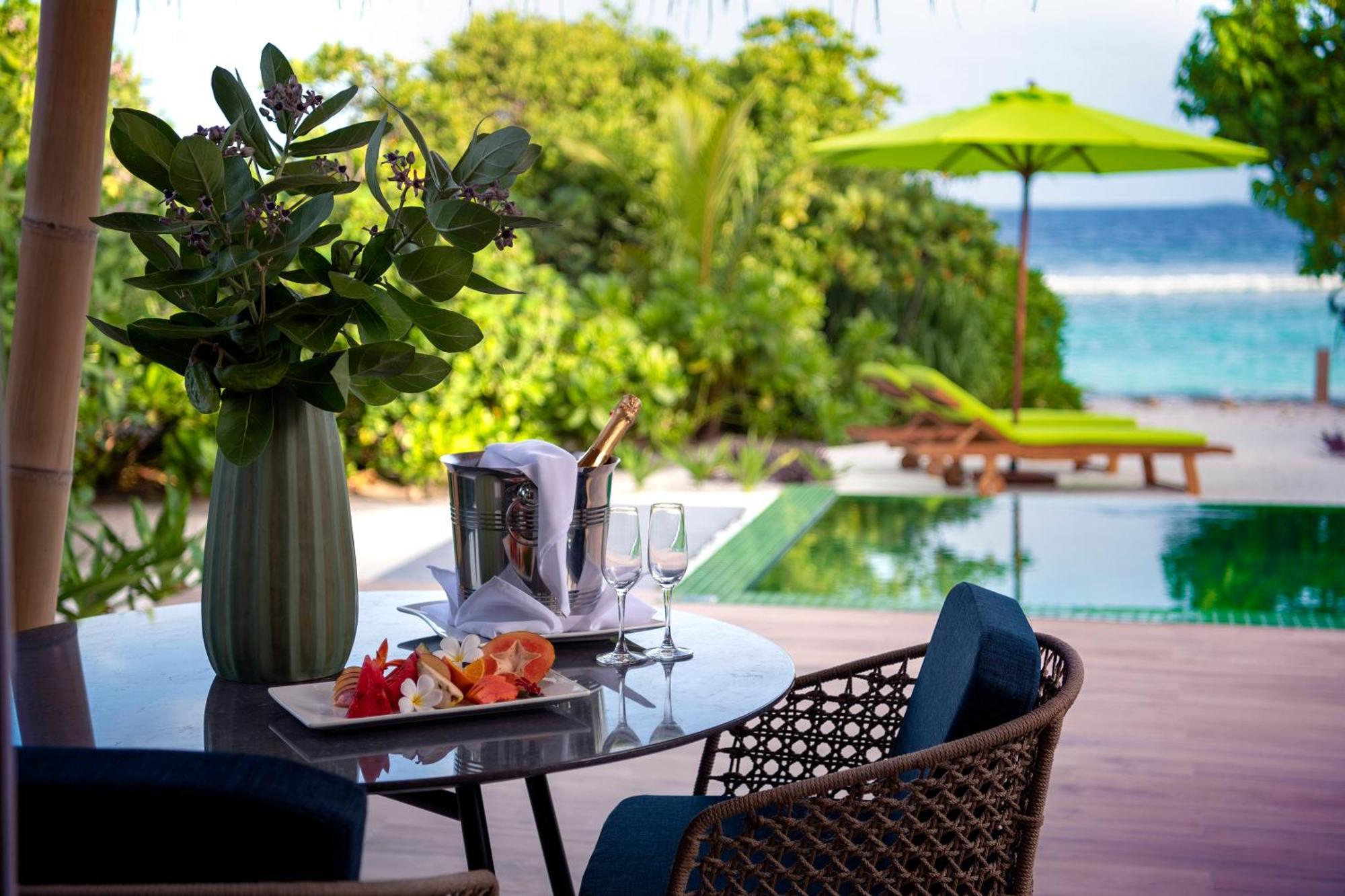 Emerald Maldives Resort & Spa Meedhoo  Rom bilde